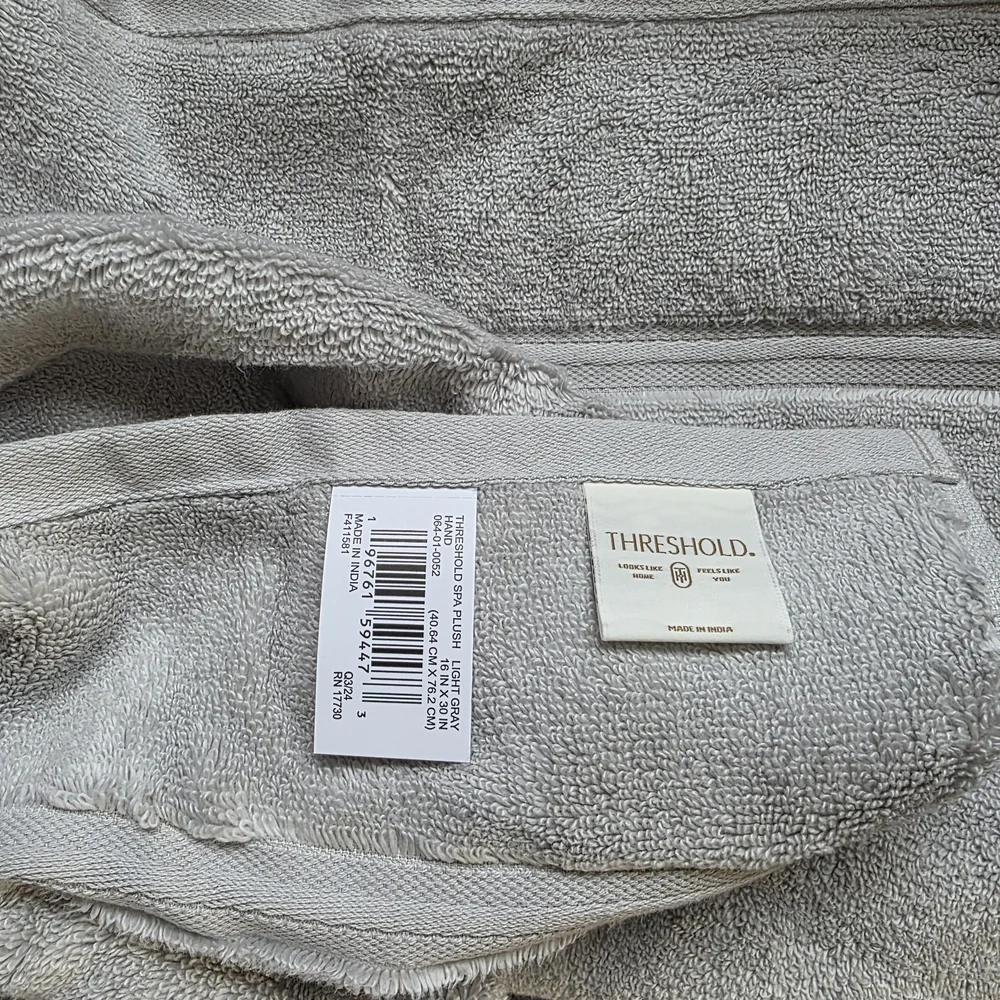 Threshold elegant towel